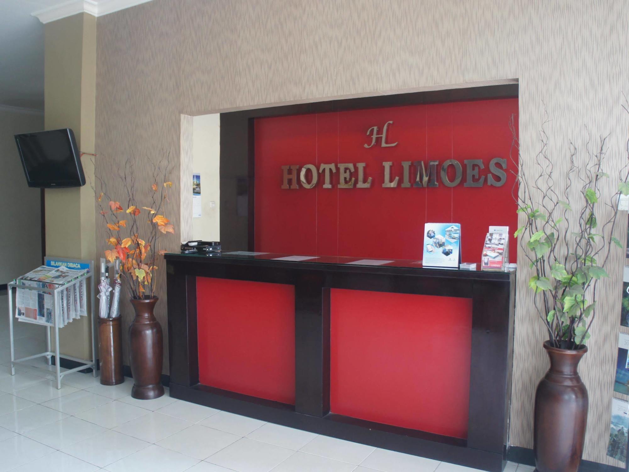 Hotel Limoes Mataram Exterior photo